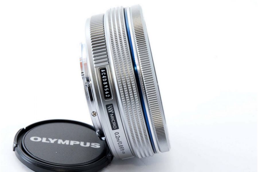 Olympus M.Zuiko Digital 14-42mm f/3.5-5.6 silver