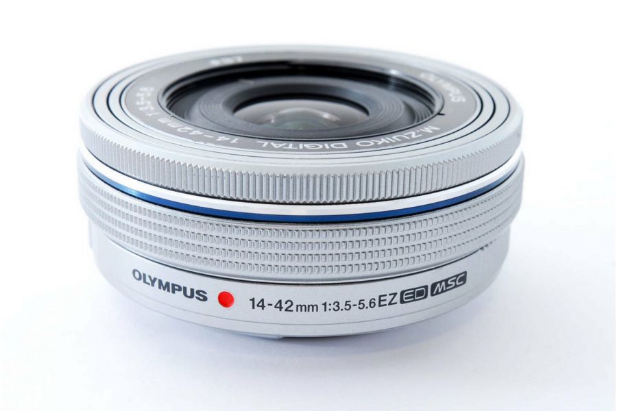 Olympus M.Zuiko Digital 14-42mm f/3.5-5.6 silver