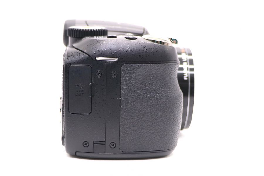 Fujifilm FinePix S1600 в упаковке