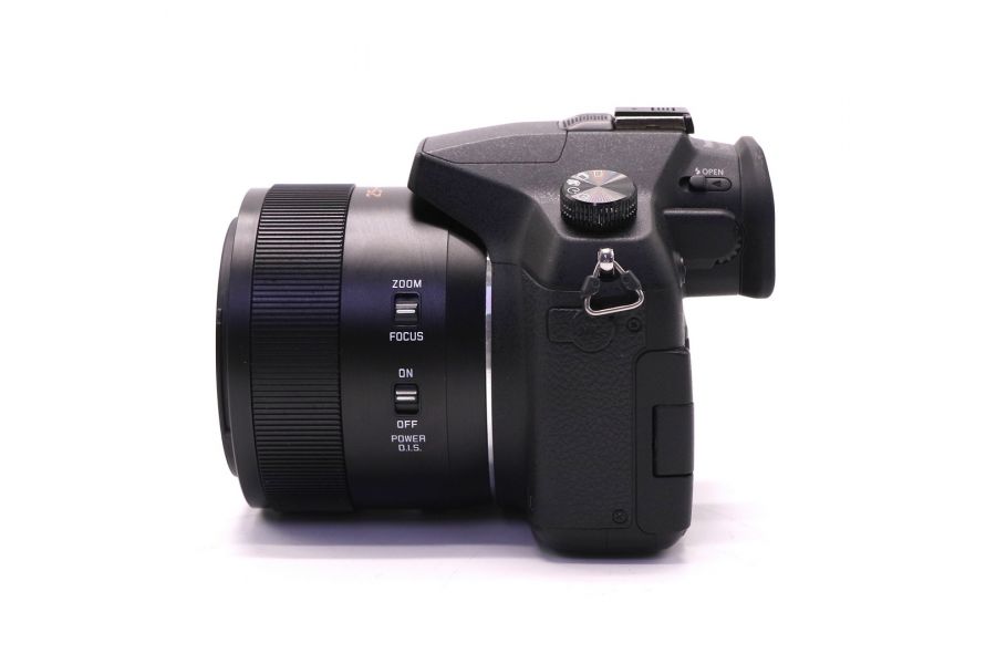 Panasonic Lumix DMC-FZ1000 в упаковке