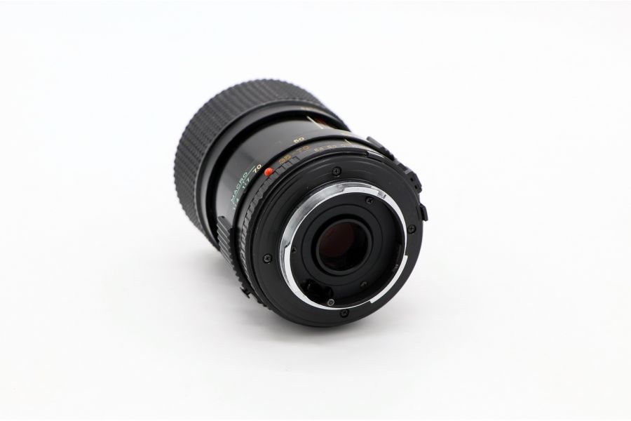 Minolta MD Zoom 35-70mm f/3.5 (Japan, 1982)