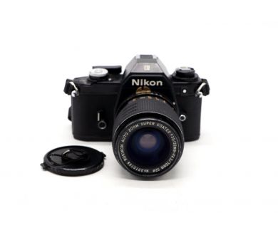 Nikon EM + Rokinon Auto Zoom Super Coated f/3.5-4.5 35-70mm 