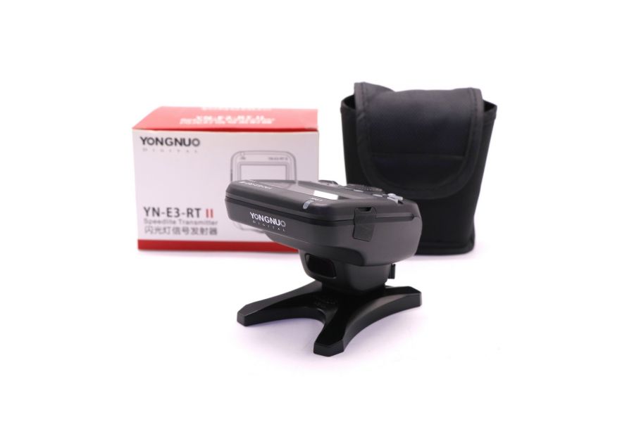 Радиосинхронизатор Yongnuo YN-E3-RT II в упаковке