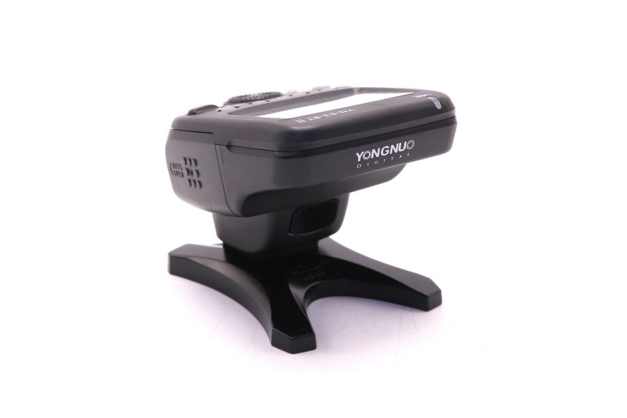 Радиосинхронизатор Yongnuo YN-E3-RT II в упаковке