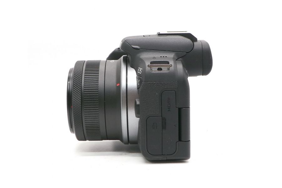 Canon EOS R10 kit (пробег 2000 кадров)