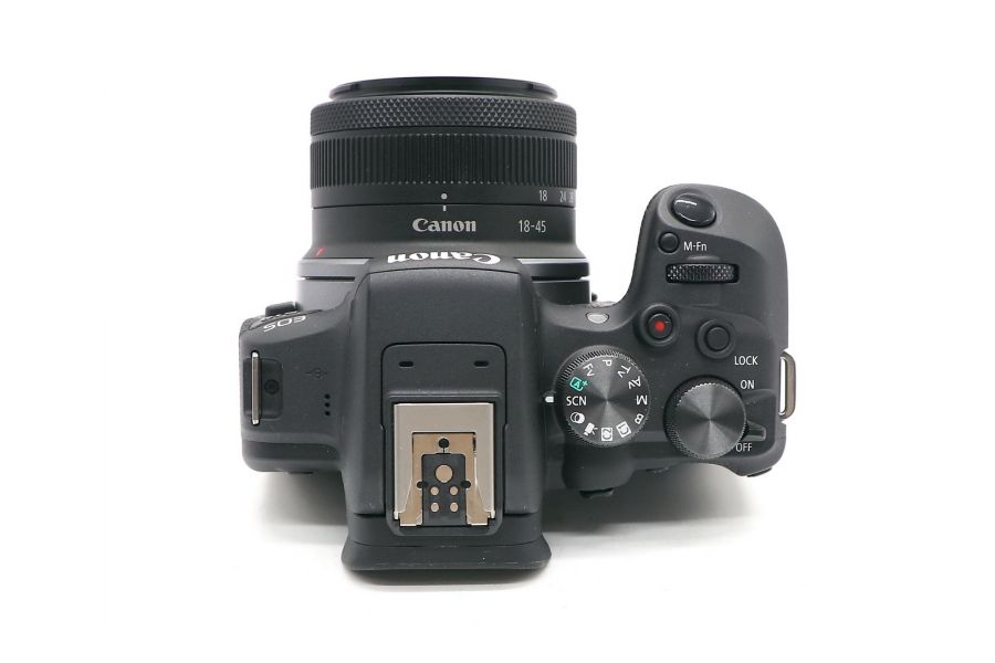 Canon EOS R10 kit (пробег 2000 кадров)