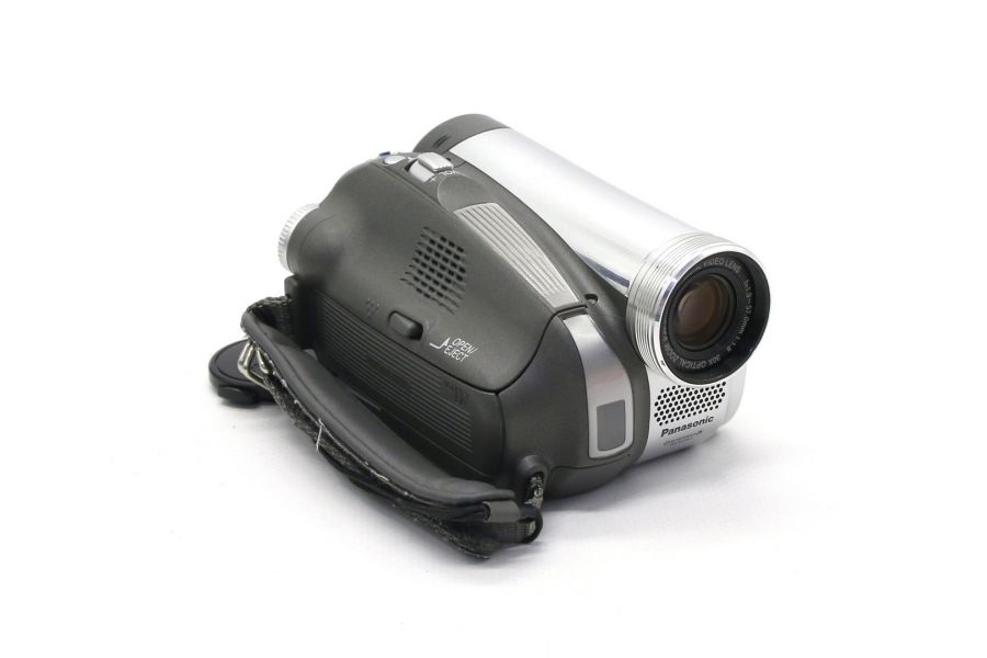 Видеокамера Panasonic NV-GS60 в упаковке