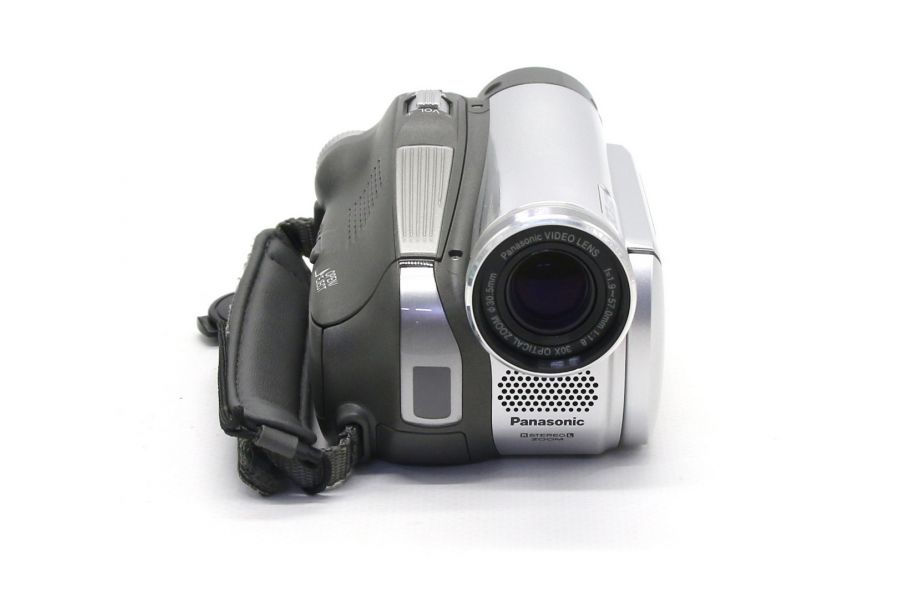 Видеокамера Panasonic NV-GS60 в упаковке