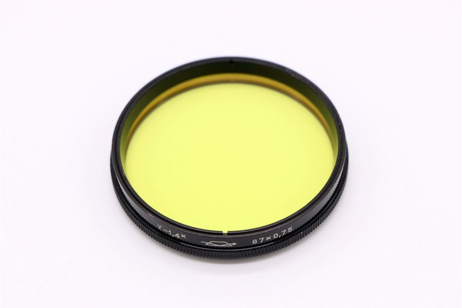 Светофильтр Ж-1,4x 67х0,75 