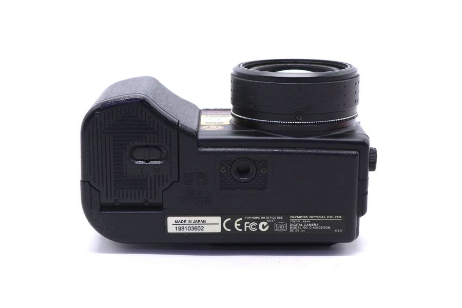Olympus C-4040 zoom Camedia (Japan)
