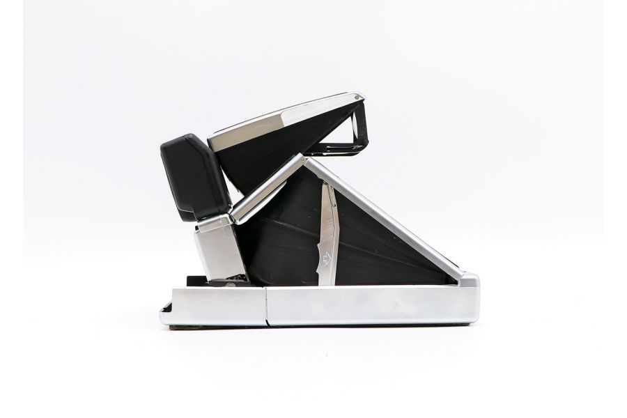 Polaroid SX-70 Land Camera Sonar AutoFocus (USA, 1974)