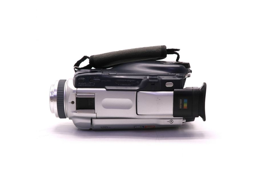 Видеокамера Sony DCR-TRV18