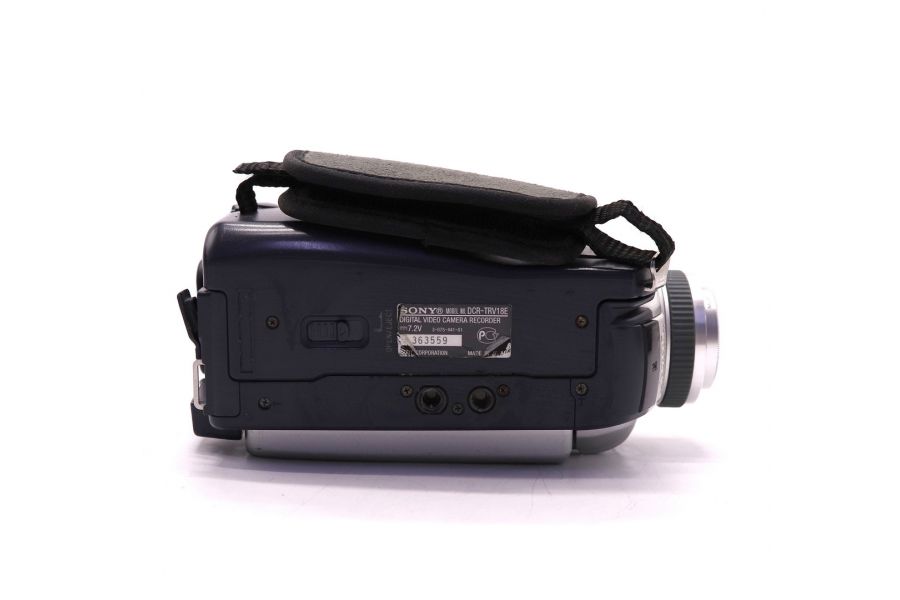 Видеокамера Sony DCR-TRV18