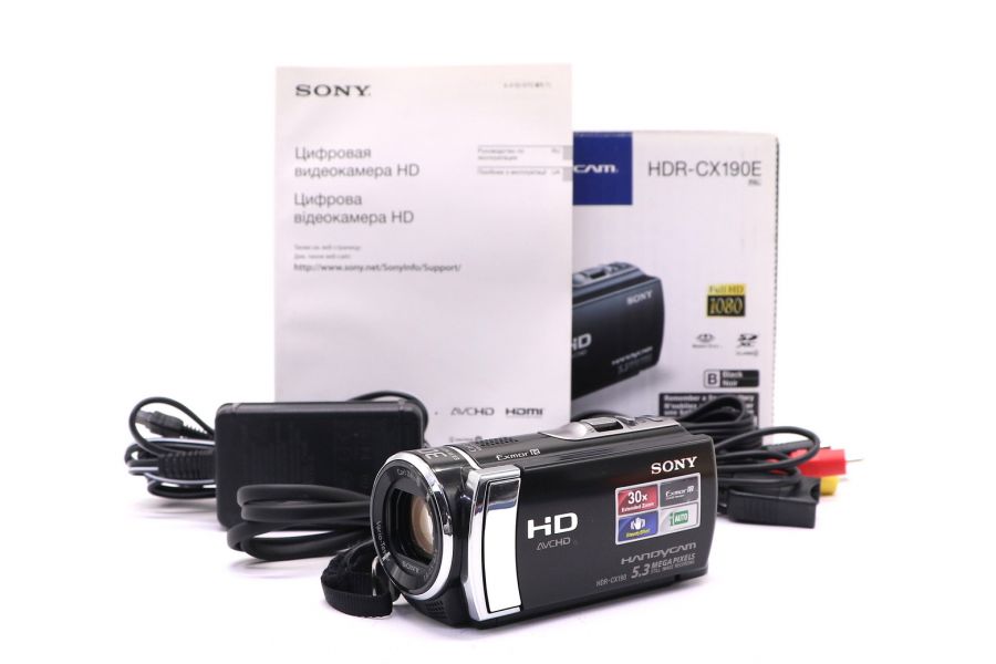 Видеокамера Sony HDR-CX190E в упаковке