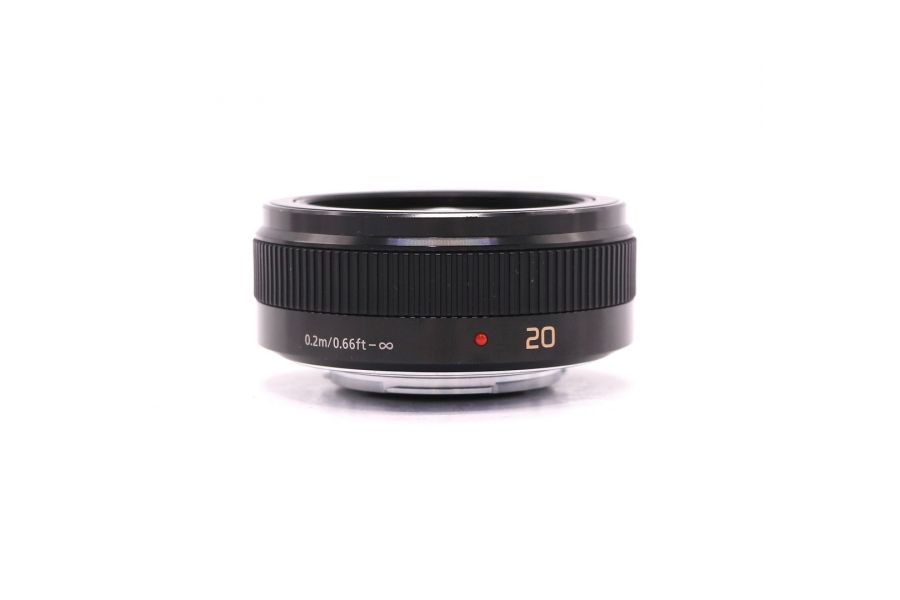 Panasonic Lumix G 20mm f/1.7 II Aspherical (H-H020A) в упаковке