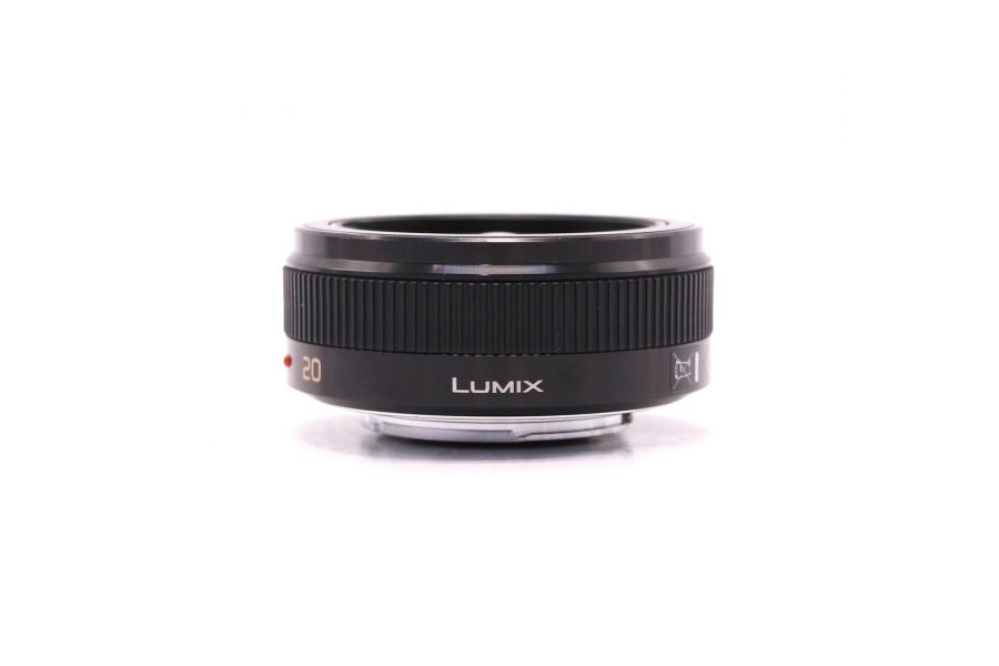 Panasonic Lumix G 20mm f/1.7 II Aspherical (H-H020A) в упаковке