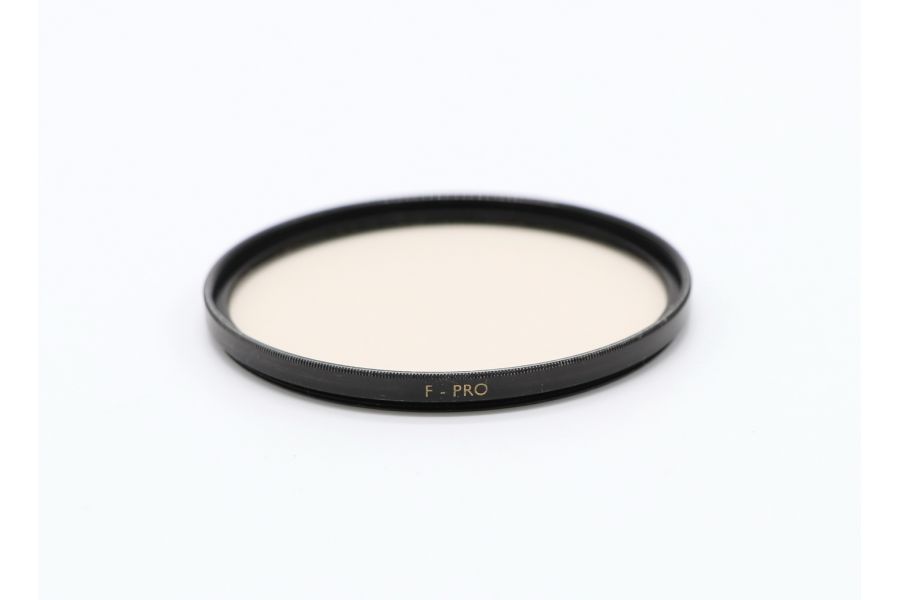 Светофильтр B+W 77 KR-1.5 Skylight 1.1x MRC