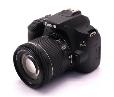 Canon EOS 250D kit (пробег 25 кадров)