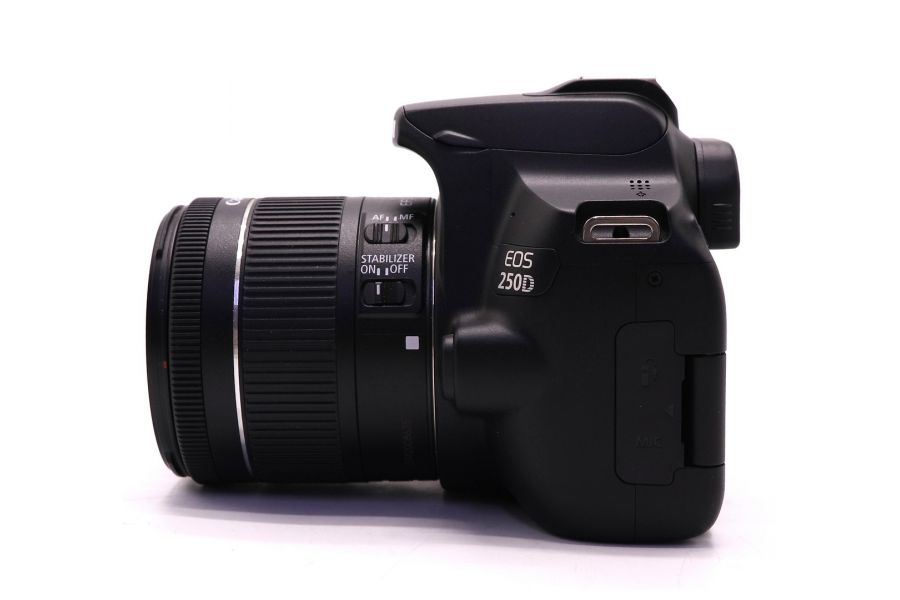 Canon EOS 250D kit (пробег 25 кадров)