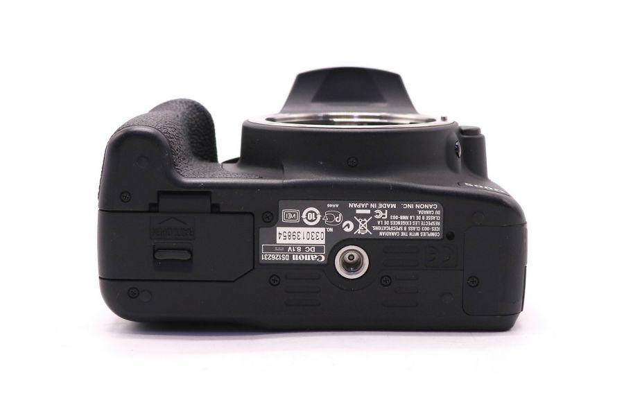 Фотокамера Canon EOS 500D body (пробег 12950 кадров)