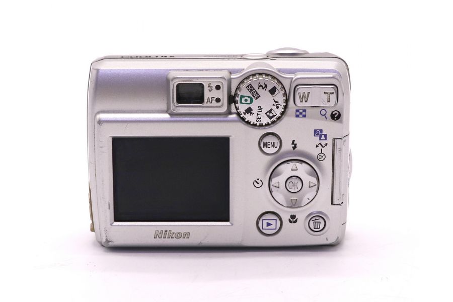 Nikon Coolpix 5600 (Japan, 2005)