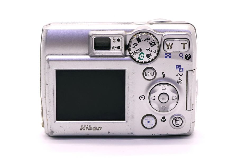 Nikon Coolpix 5600