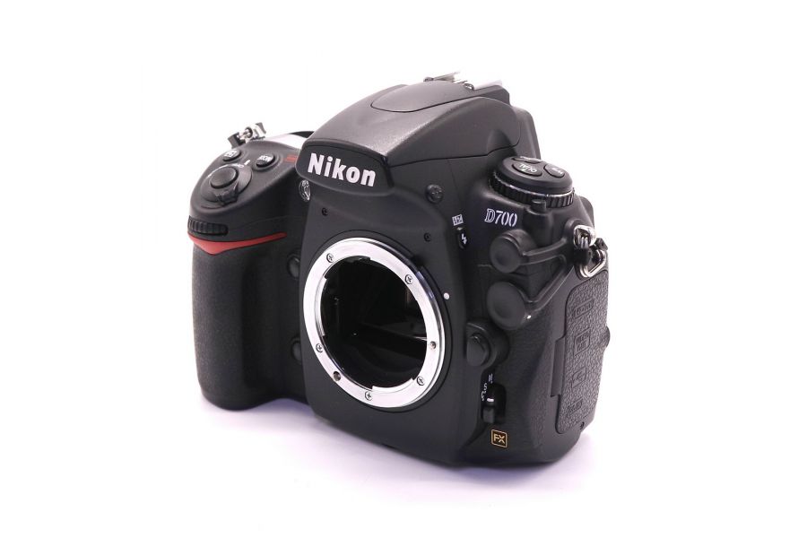 Nikon D700 body (пробег 17890 кадров)