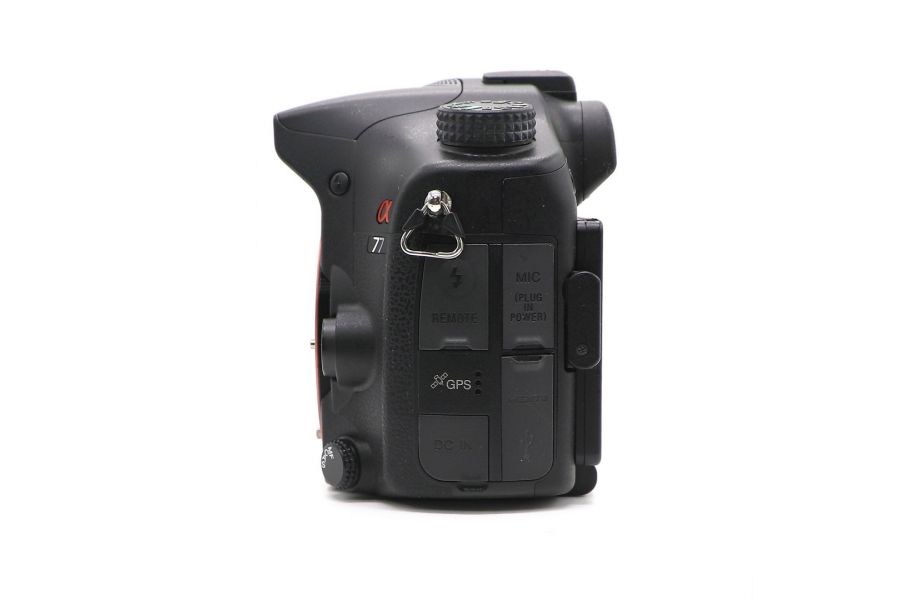 Sony A77 body в упаковке (пробег 8850 кадров)