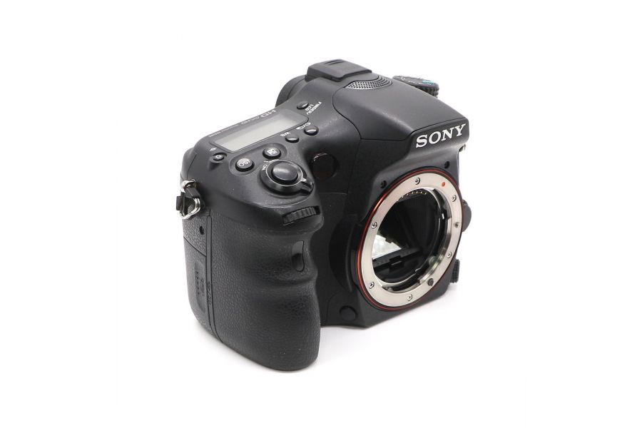 Sony A77 body в упаковке (пробег 8850 кадров)