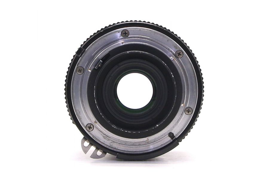 Nikon 28mm f/2.8 Nikkor (Japan, 1974)