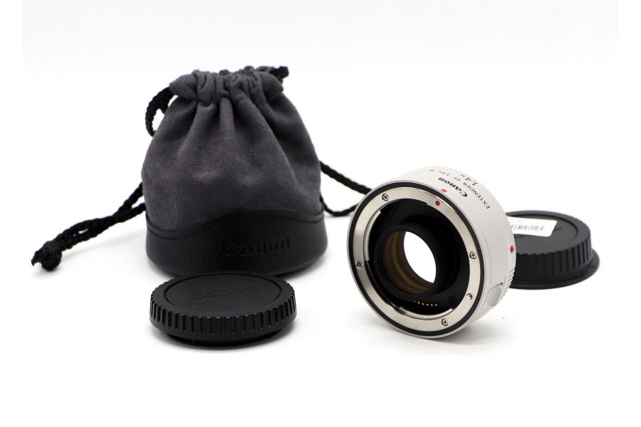 Телеконвертер Canon Extender EF 1.4x III новый