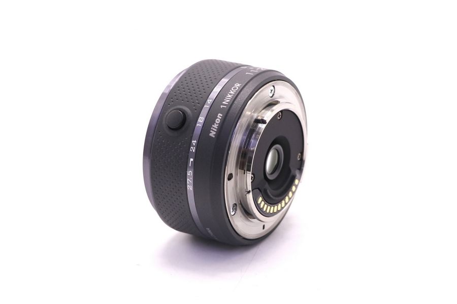 Зум-объектив Nikon 11-27.5mm f/3.5-5.6 Nikkor 1