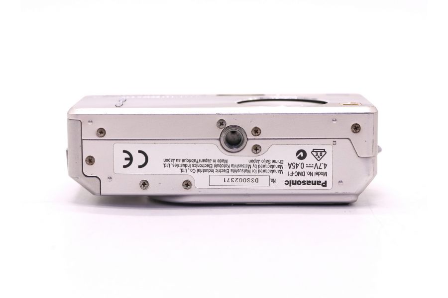 Panasonic Lumix DMC-F1