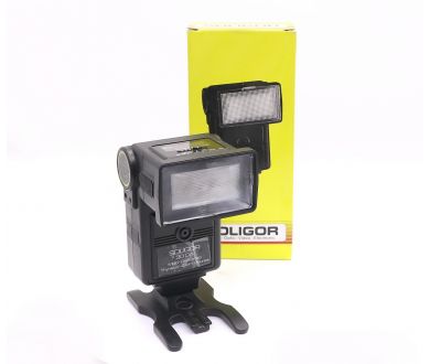 Фотовспышка Soligor 30DA в упаковке