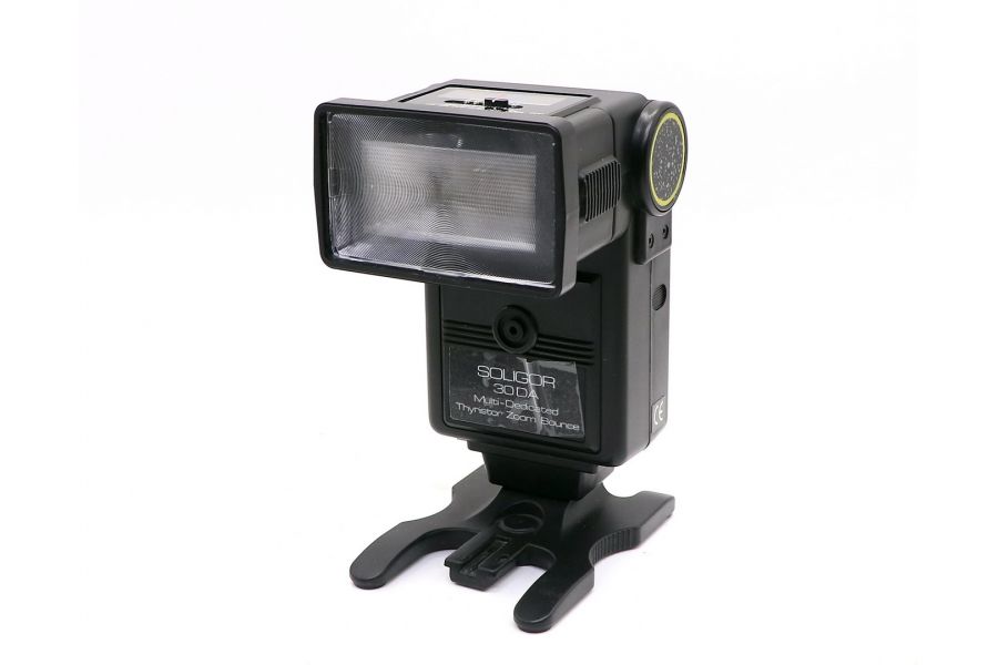 Фотовспышка Soligor 30DA в упаковке