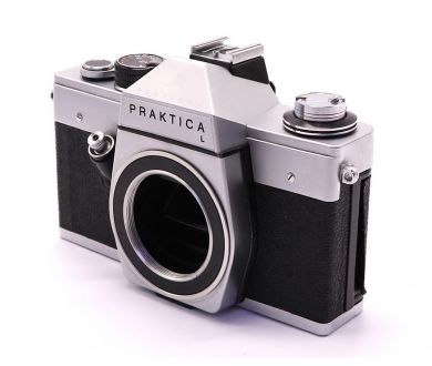 Praktica L body (Germany, 1968)