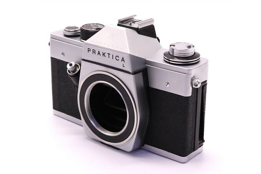 Praktica L body (Germany, 1968)