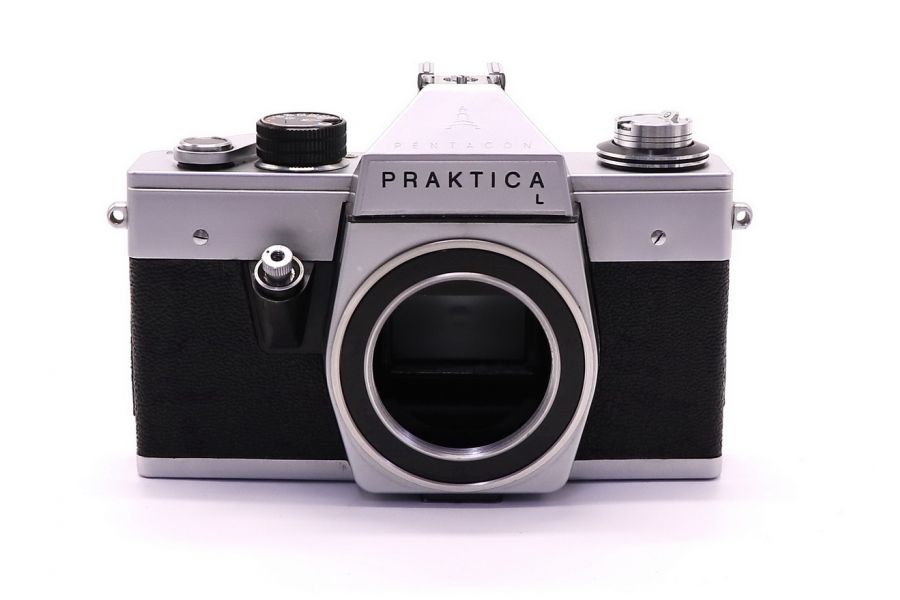 Praktica L body (Germany, 1968)