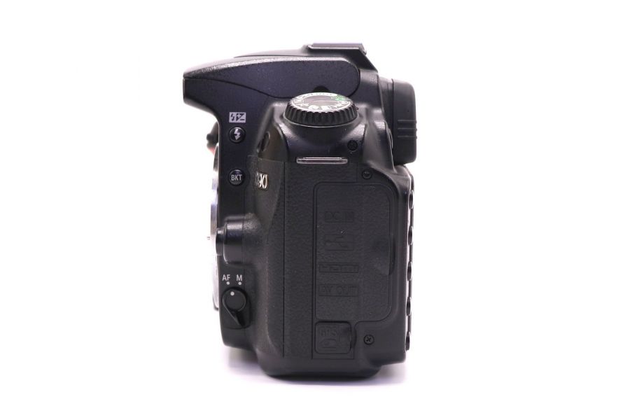 Nikon D90 body в упаковке (пробег 55680 кадров)