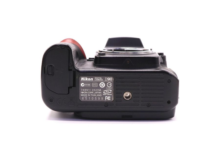 Nikon D90 body в упаковке (пробег 55680 кадров)