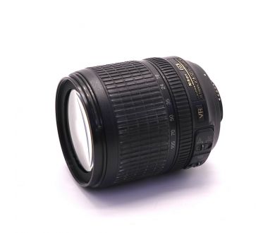 Nikon 18-105mm f/3.5-5.6G AF-S ED DX VR Nikkor (Thailand, 2014)