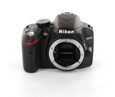 Nikon D3200 body б/у