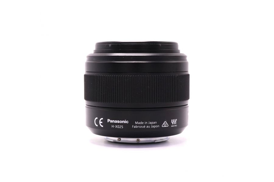 Panasonic Summilux 25mm f/1.4 ASPH DG