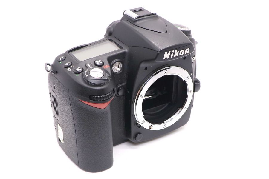 Nikon D90 body в упаковке (пробег 3125 кадров)