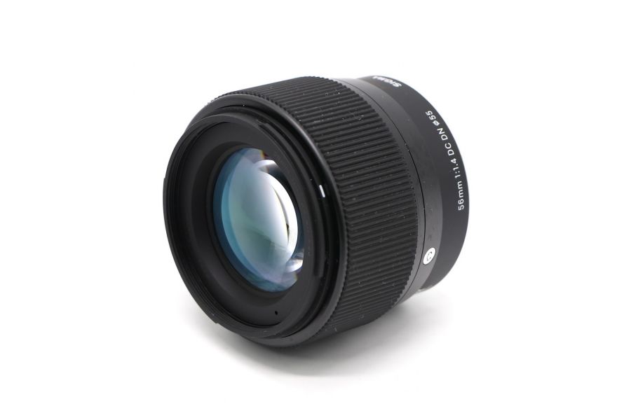 Sigma 56mm f/1.4 DC DN Contemporary Micro 4/3