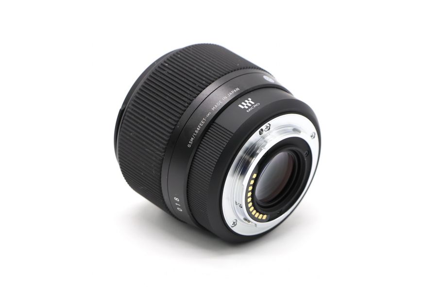 Sigma 56mm f/1.4 DC DN Contemporary Micro 4/3