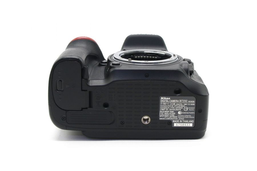 Nikon D7200 body (пробег 13180 кадров)