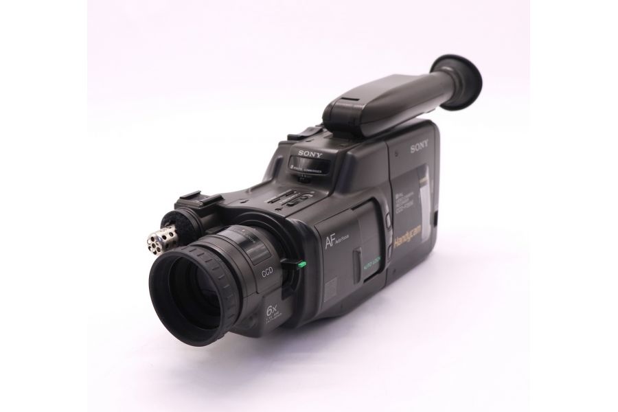 Видеокамера Sony CCD-F355E