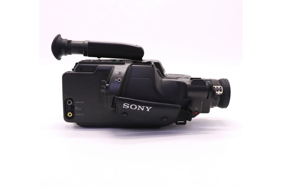 Видеокамера Sony CCD-F355E