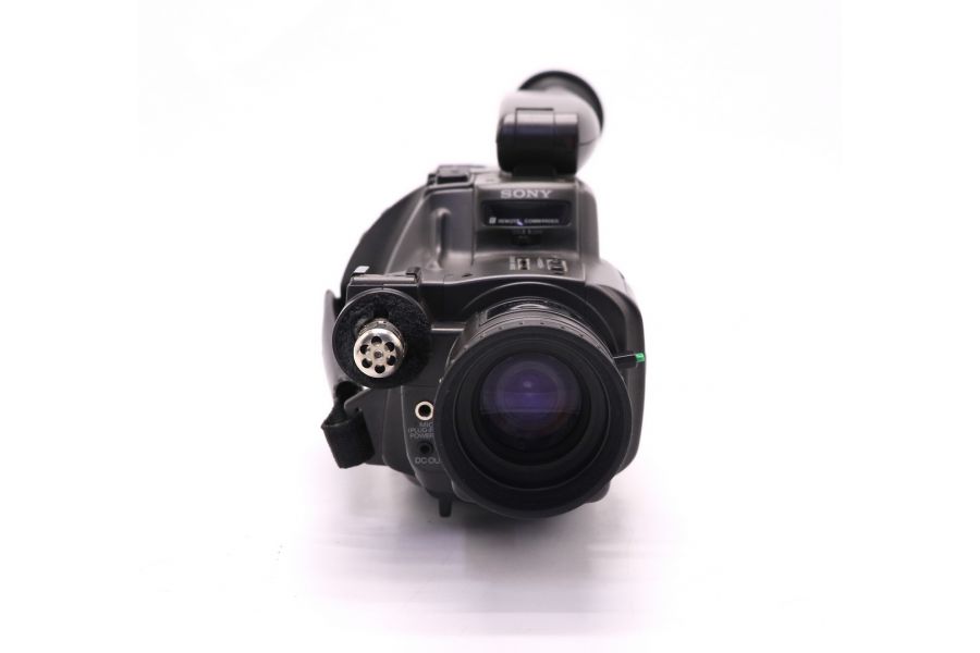 Видеокамера Sony CCD-F355E